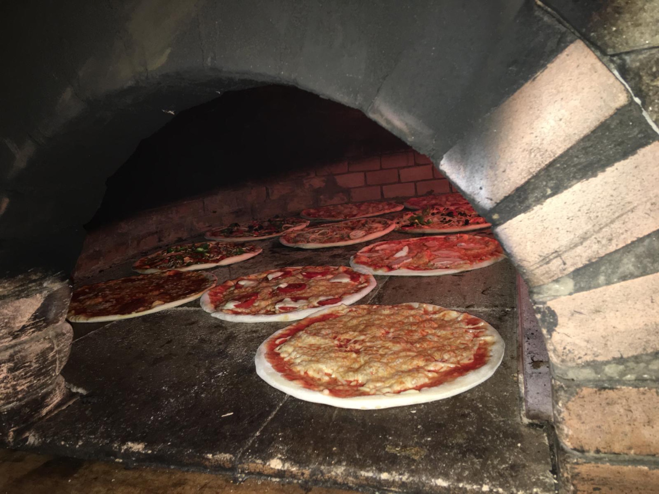 Pizza's uit de oven